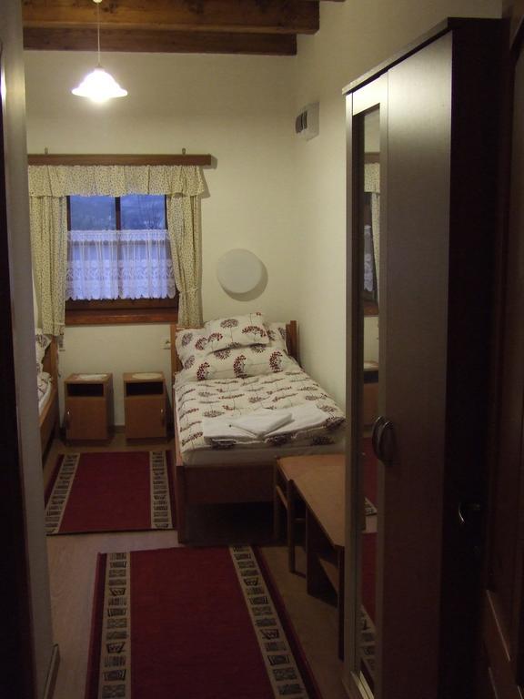 Oereg Somfa Vendeghaz Hotel Uppony Екстериор снимка